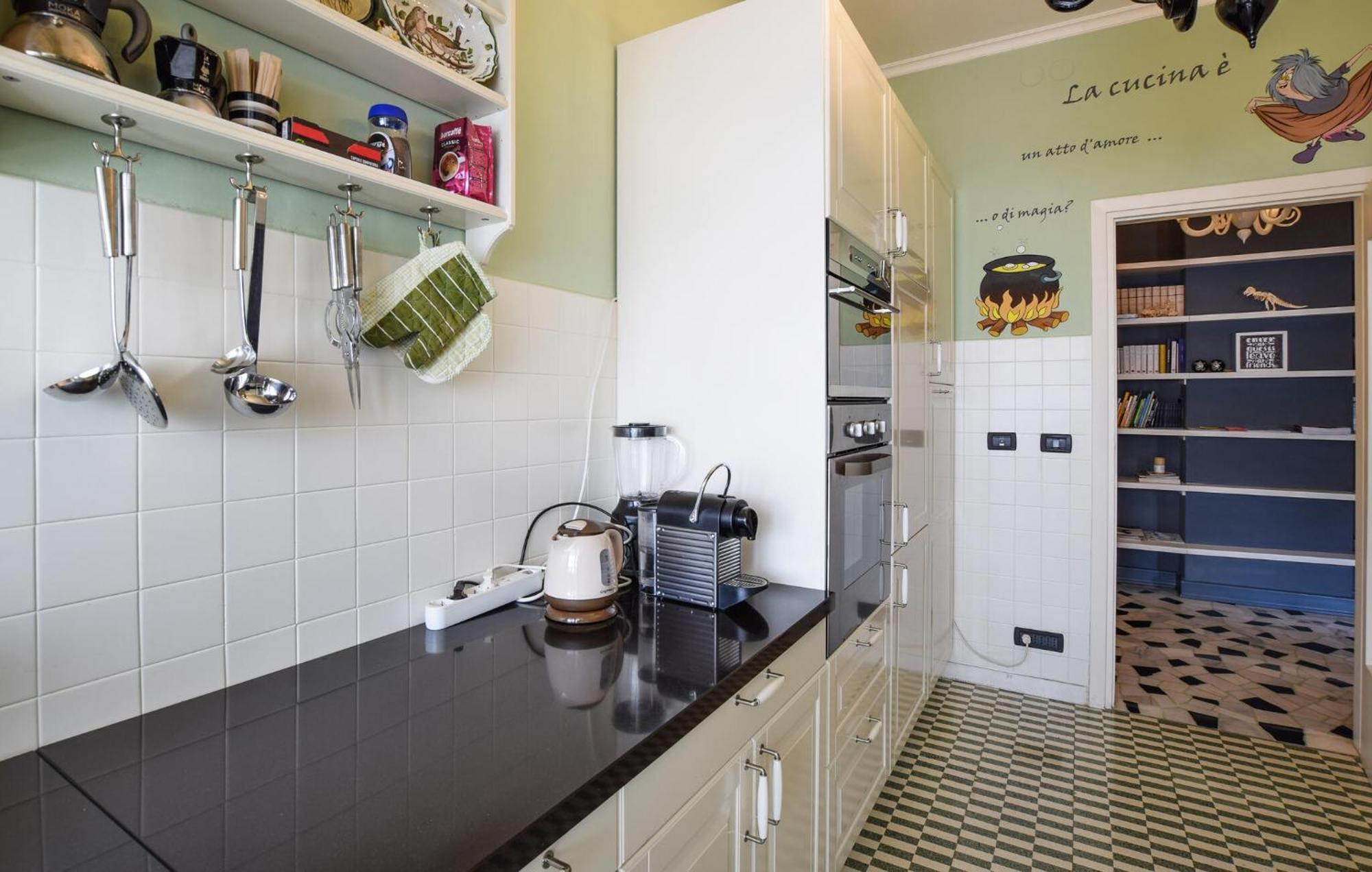 2 Bedroom Cozy Apartment In Гориция Екстериор снимка