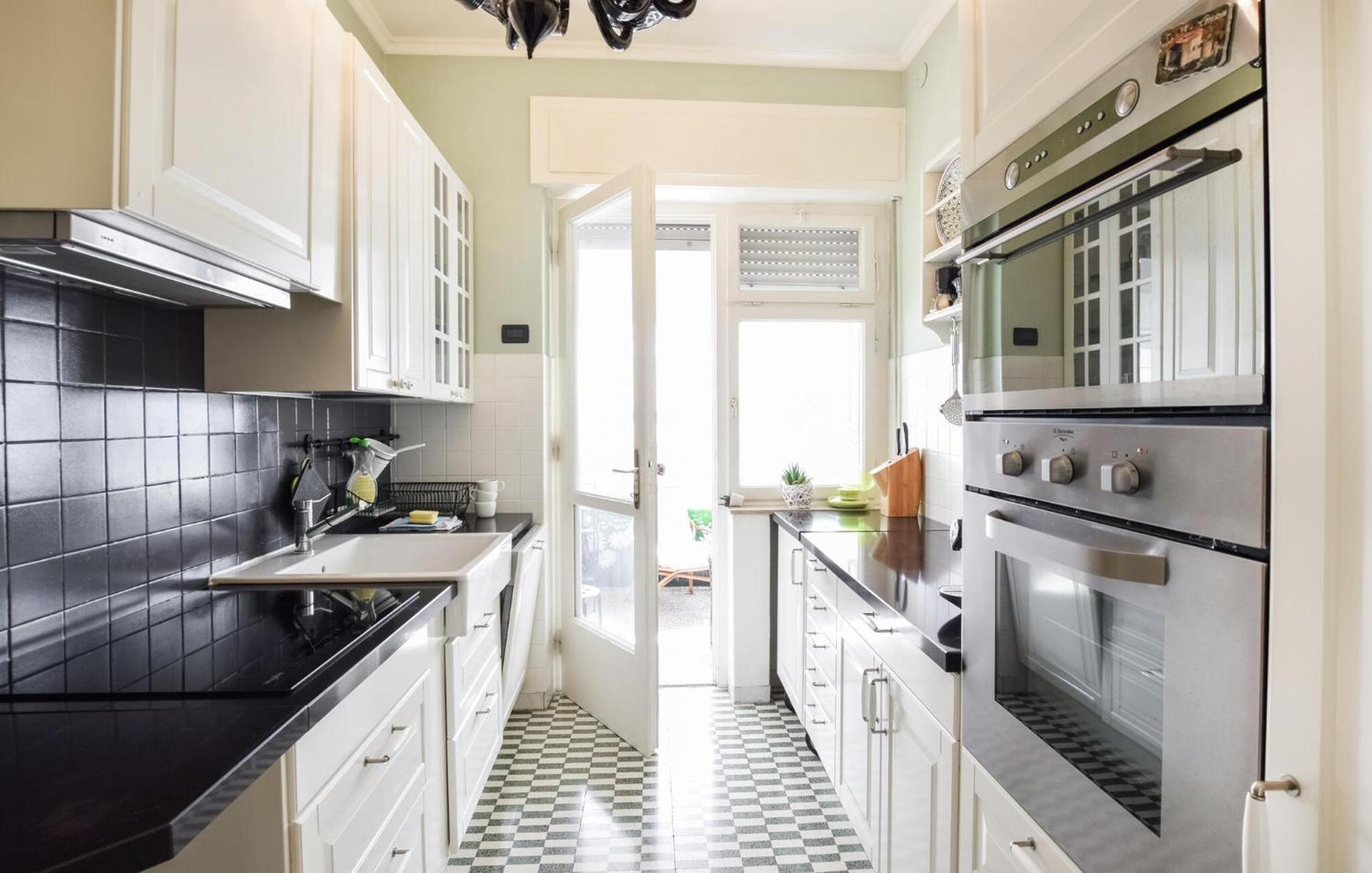 2 Bedroom Cozy Apartment In Гориция Екстериор снимка